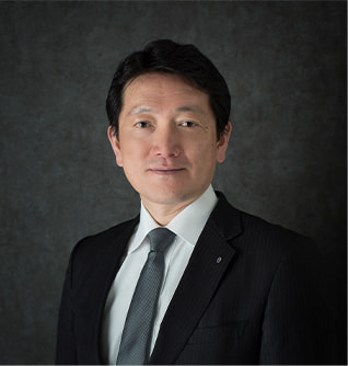 古屋了代表の写真